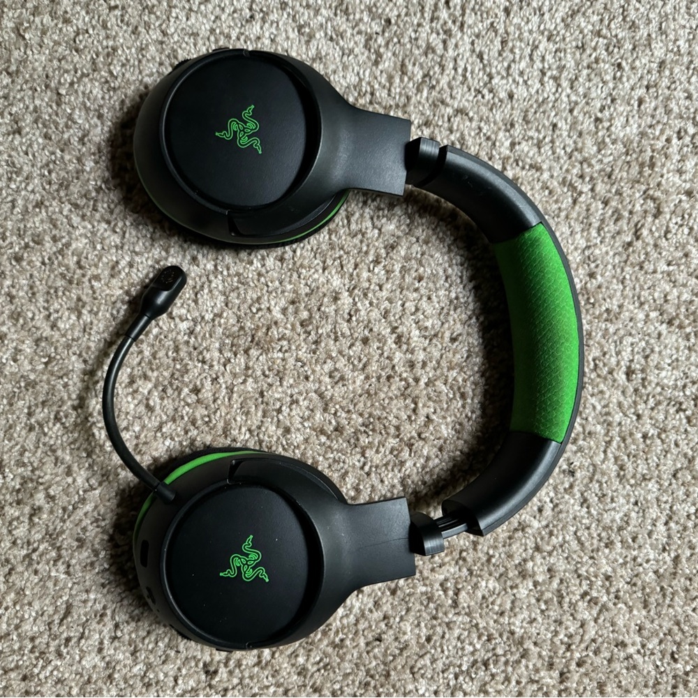 Razer Kaira Pro Wireless Gaming Headset for Xbox Series X/S - Black/Green